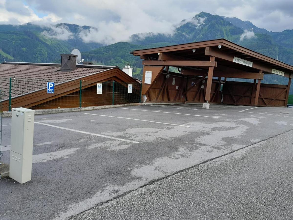 Chalet An Der Piste Kaprun Exterior photo