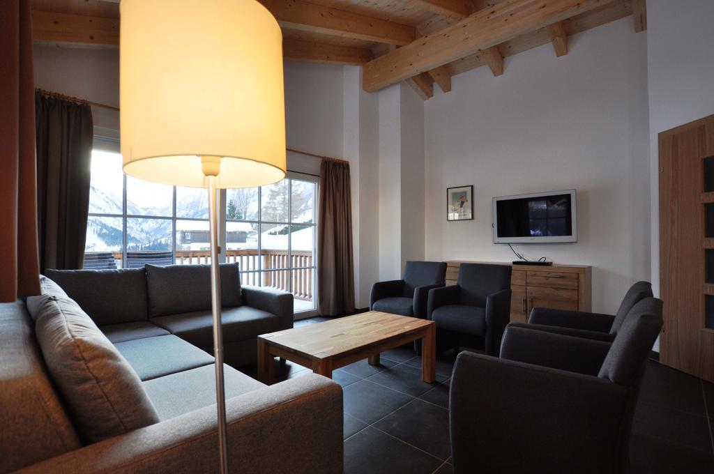 Chalet An Der Piste Kaprun Exterior photo